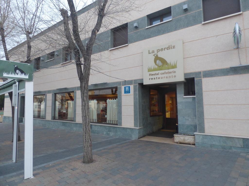 Hostal La Perdiz Sonseca Bagian luar foto